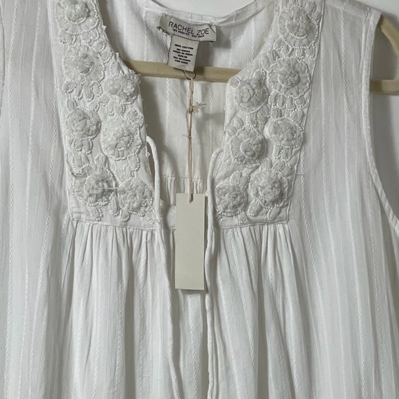 Sleeveless white tunic top NWT - Picture 3 of 10